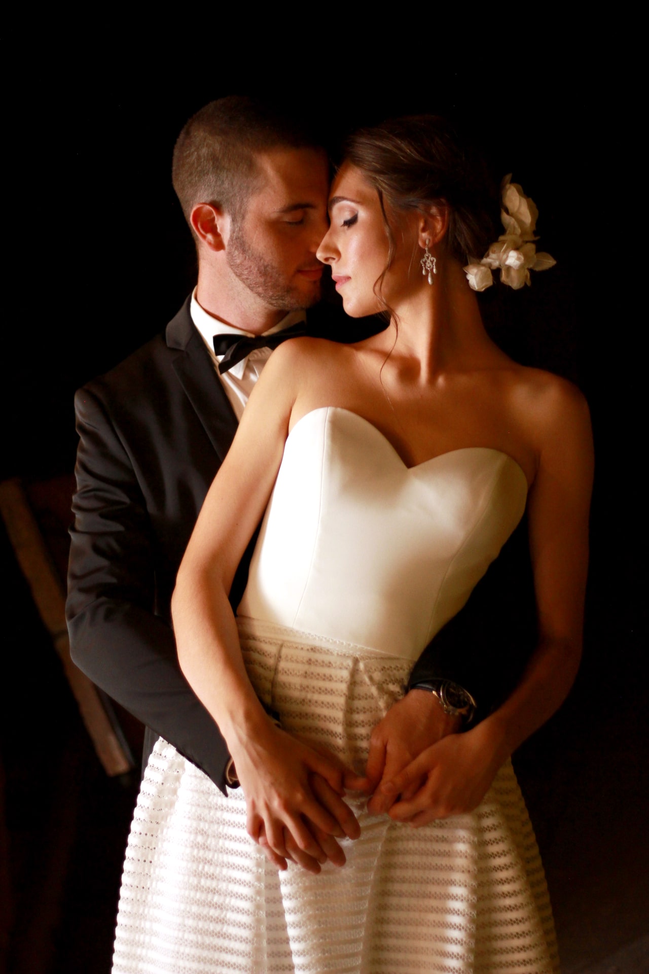 Novia con un vestido de Asun Landa Atelier