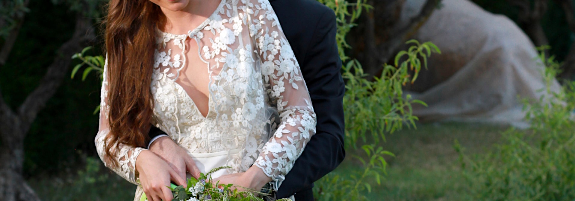 Novia con traje de Asun Landa